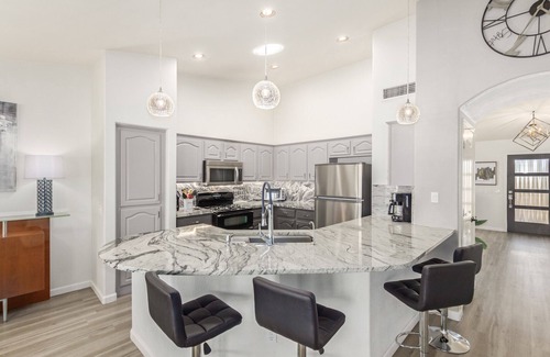 Cottonwood House | Completely remodeled home in a great retirement community!