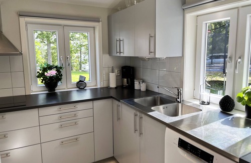 Jarnforsen House | Completely renovated and nice red cottage located next to Lake Flaten outside Virserum I SE05044