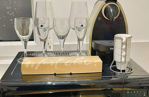 Chaville Apartment | Completely renovated studio very close to Paris, Versailles and La Défense.
