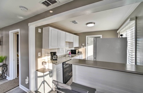Farmington Hills House | Completely Renovated Escape ~ 1 Mile to Downtown!