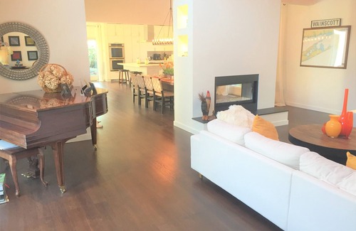 Wainscott Woods House | Completely Renovated Home on ~2 Private Acres, Near Beach/Town