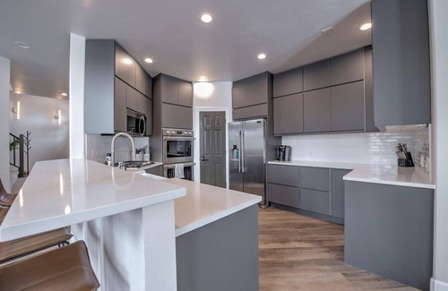 The Reserve House | Completely Updated Mountain Modern Frisco Home Close to 6 Ski Resorts