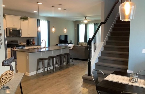 Austin House | Completly Furnished SeaHome in South Austin