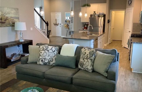 Austin House | Completly Furnished SeaHome in South Austin