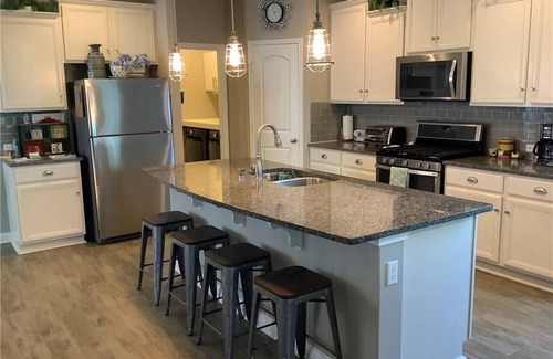 Austin House | Completly Furnished SeaHome in South Austin