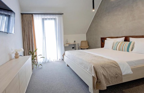 Hidiselu de Sus House | Complex Acom