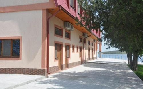 Seimeni House | Complex Domneasca