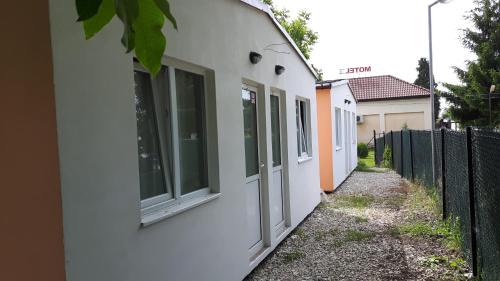 Dolni Dabnik House | Complex Fretly