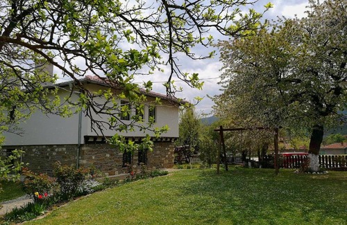 Asparuhovo House | Complex Ovchaga