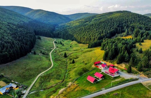 Valea Mare House | Complex Turistic Lughet