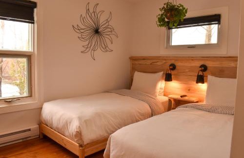 Caraquet House | Complexe d'hébergement la Maison touristique Dugas