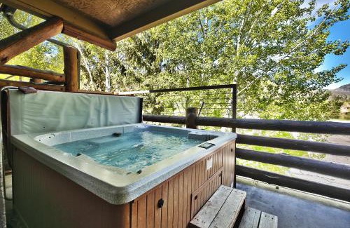 Deer Valley Apartment | COMSTOCK 204 condo