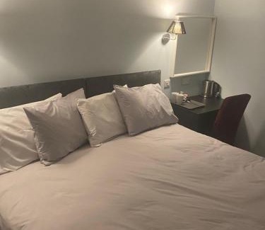 Selby Hotel | Comus Inn