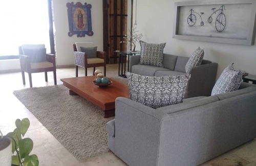 Puebla House | Con cocinera y recamaristas casa para 20. Bienvenidos relájate y convive.