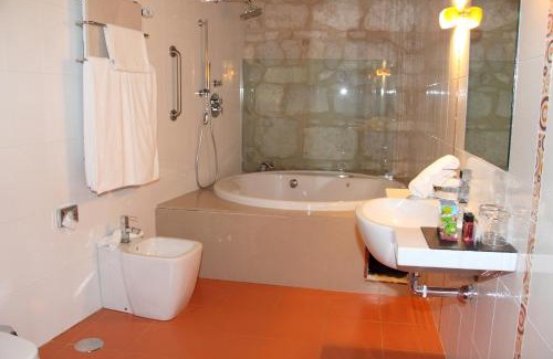 Valoria la Buena Hotel | Concejo Hospederia
