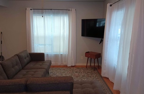 Arena District House | Concert goers & Sports fans delight!