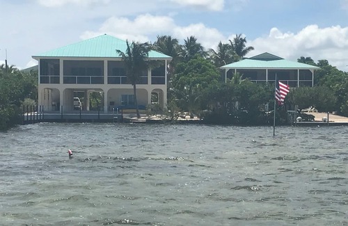Little Torch Key House | Conch House - Ocean front with dock and pool