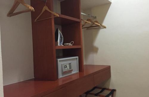 Villa de Alvarez Hotel | Concierge Plaza La Villa