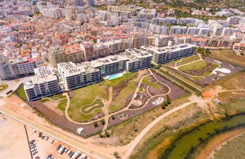 Armacao de Pera Apartment | Cond Bayline - Corvina - SPA - POOL - GYM - BEACH - BY BEDZY