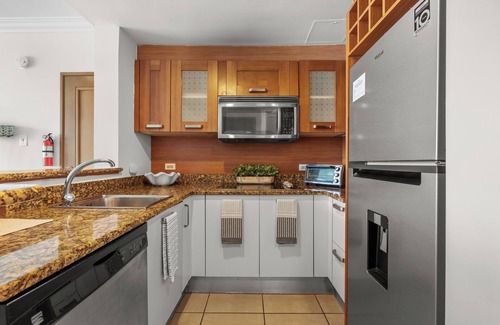 Puerta de Tierra Apartment | Condado Lagoon by Otium