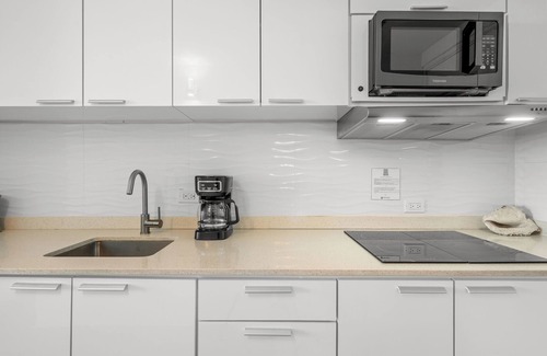 Puerta de Tierra Apartment | Condado Lagoon by Otium