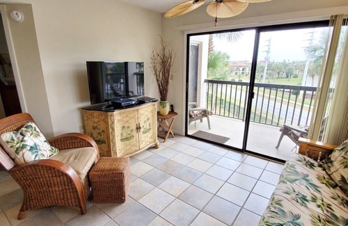 Butler Beach Condo | Condo ∙ 1 bedroom ∙ 4 guests