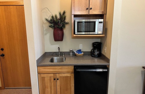 Eagle River Condo | CONDO 106 by Eagle Waters Resort