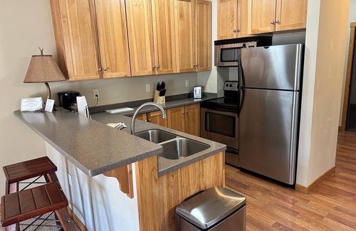 Eagle River Condo | CONDO 106@EAGLE WATERS RESORT