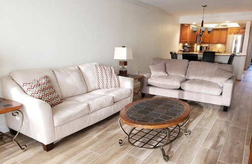 Bonita Springs Condo | Condo ∙ 2 bedrooms ∙ 4 guests