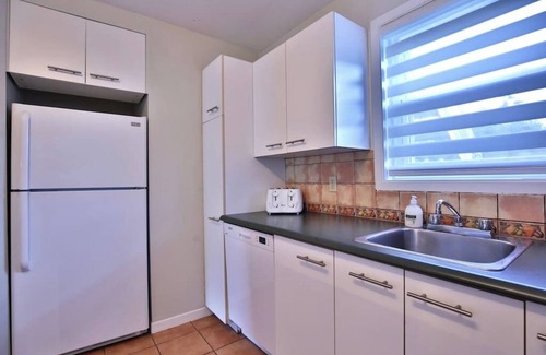 Magog Condo | Condo 2 rooms club azur near the lake - legal