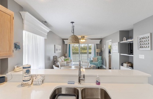 North Myrtle Beach Condo | Condo ∙ 2 bedrooms ∙ 6 guests