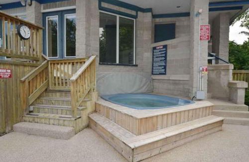Craigleith Hotel | Condo 206 at North Creek Resort
