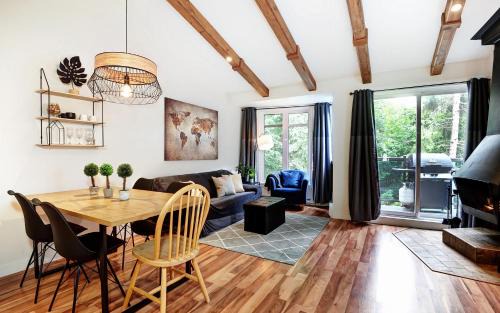 Stoneham Apartment | Condo 47 Chemin de la Corniche by Les Chalets Alpins
