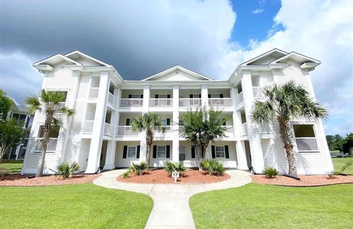 Longs Condo | CONDO At Aberdeen country club