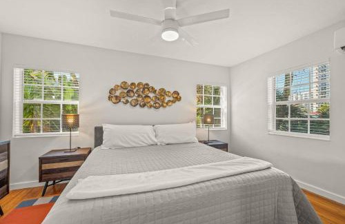 Central Beach Apartment | Condo by the Beach King Bed Lush Patio w BBQ Breakers Key Seven H0MES