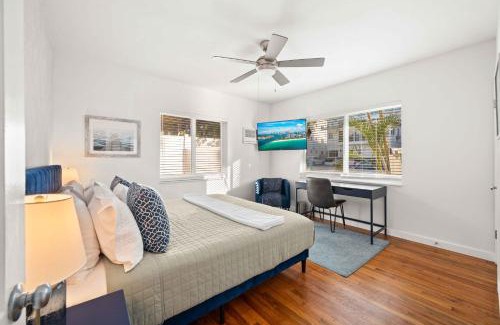 Central Beach Apartment | Condo by the Beach King Beds Lush Patio w BBQ Breakers Key One H0MES