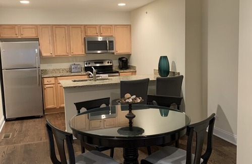 Highland Park Condo | Condo - Downtown Highland Park