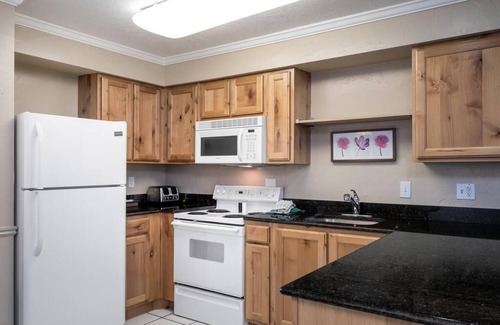 North Park City Condo | Condo for 6 during Sundance Film Festival; Near Ski Slopes; Jan. 24-31; 2,495/wk