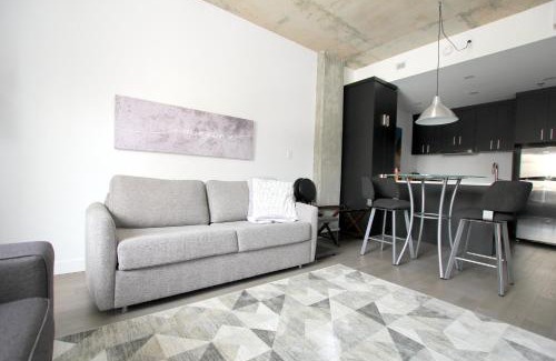 Vieux-Limoilou Apartment | Condo "Imagine" - stationnement privé inclus