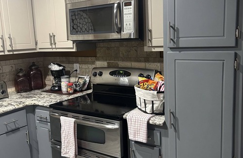 North Raleigh Condo | Condo in Central North Raleigh