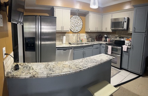 North Raleigh Condo | Condo in Central North Raleigh