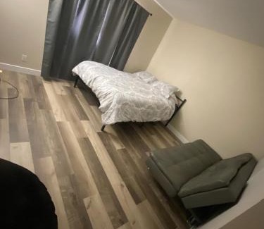 Downtown Las Vegas Apartment | condo in downtown free parking 4 mins frm Freemont