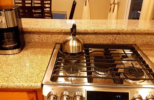 Westwind Condo | Condo in gated community with swimming pool, near the airport and near the beach