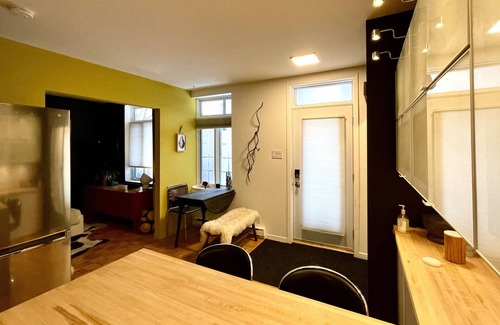 Vieux-Limoilou Condo | Condo in Limoilou with parking