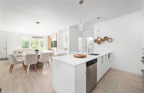 Mirabel Condo | Condo in Mirabel