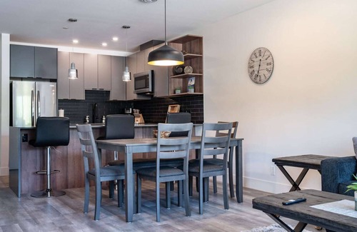 Revelstoke Condo | Condo in Revelstoke - Private Hot Tub - Alpine Haven