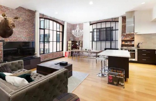 Financial District Condo | Condo in SOMA With Rooftop Deck and BBQ - San Francisco Life Real Estate