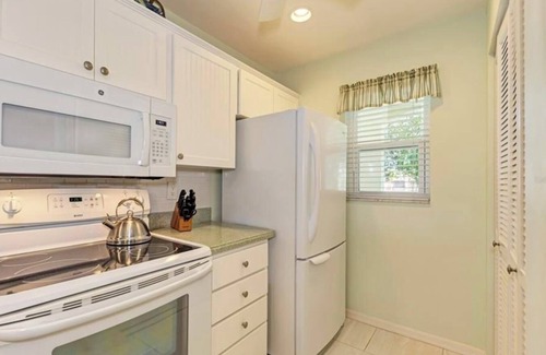 Plantation Condo | Condo in Venice with AMAZING golf and lake view