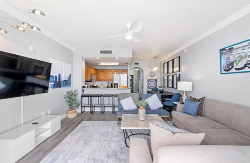 Florida Central Atlantic Coast Condo | Condo is just 2 miles away from Disney, wonderful Lake view family-sized