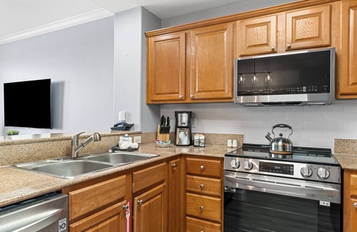 Florida Central Atlantic Coast Condo | Condo is just 2 miles away from Disney, wonderful Lake view family-sized